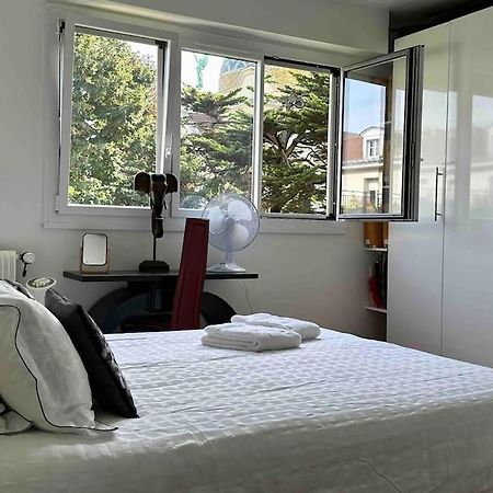 Private Bedrooms Near Eiffel Tower Париж Экстерьер фото